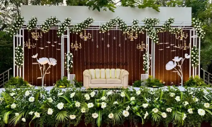 Mani flower decoration